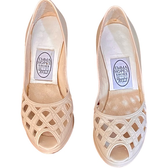 Emma Hope’s Off White Leather Open Toed Heels Sz 37.5 - Picture 4 of 11